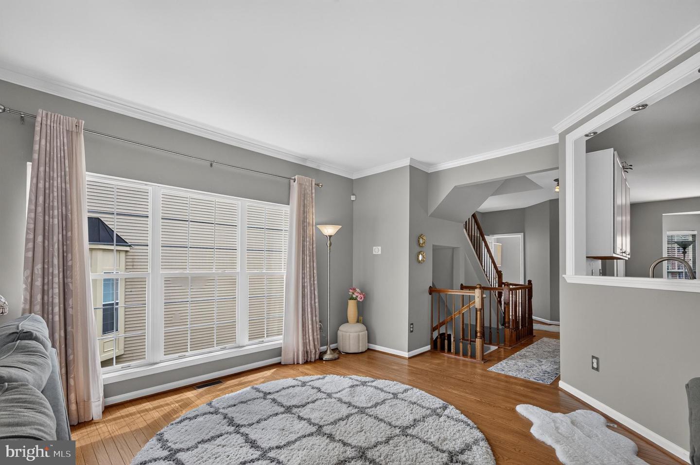 5201 Ballycastle Cir Property Photo 8