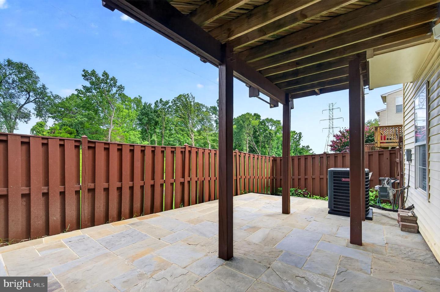 5201 Ballycastle Cir Property Photo 43