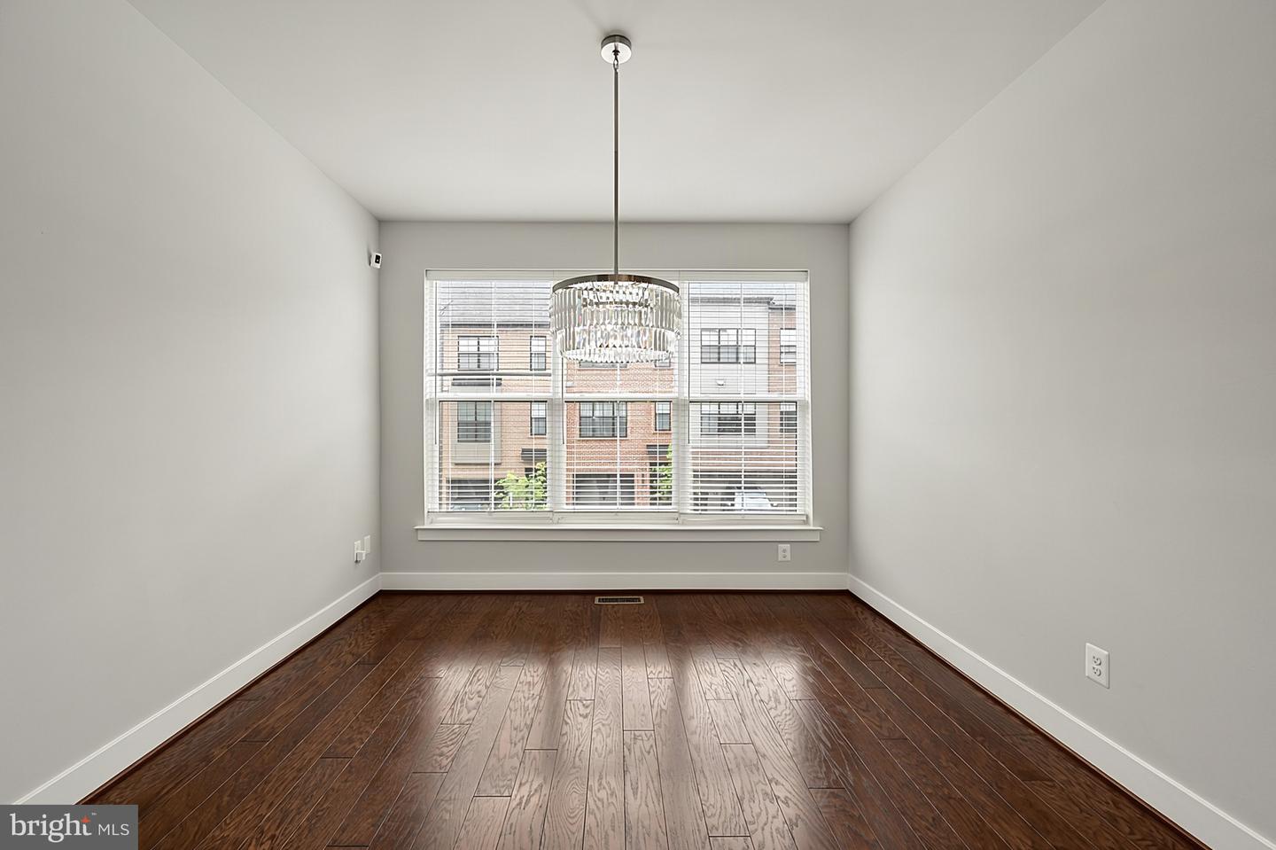 6230 Almerico Pl Property Photo 17
