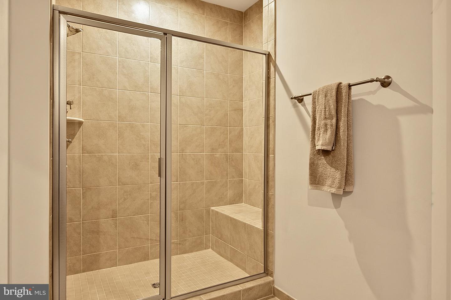 6230 Almerico Pl Property Photo 27