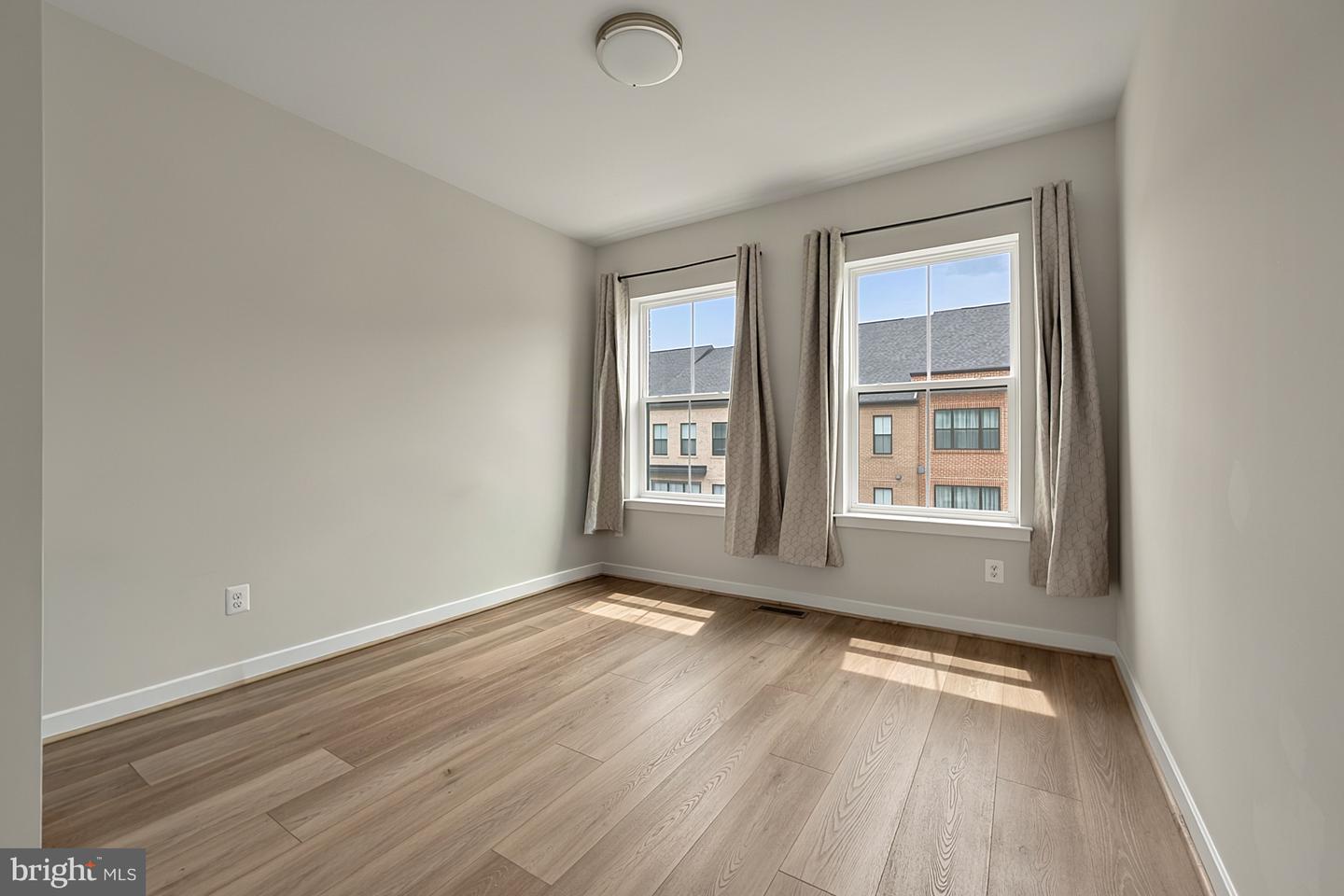 6230 Almerico Pl Property Photo 37
