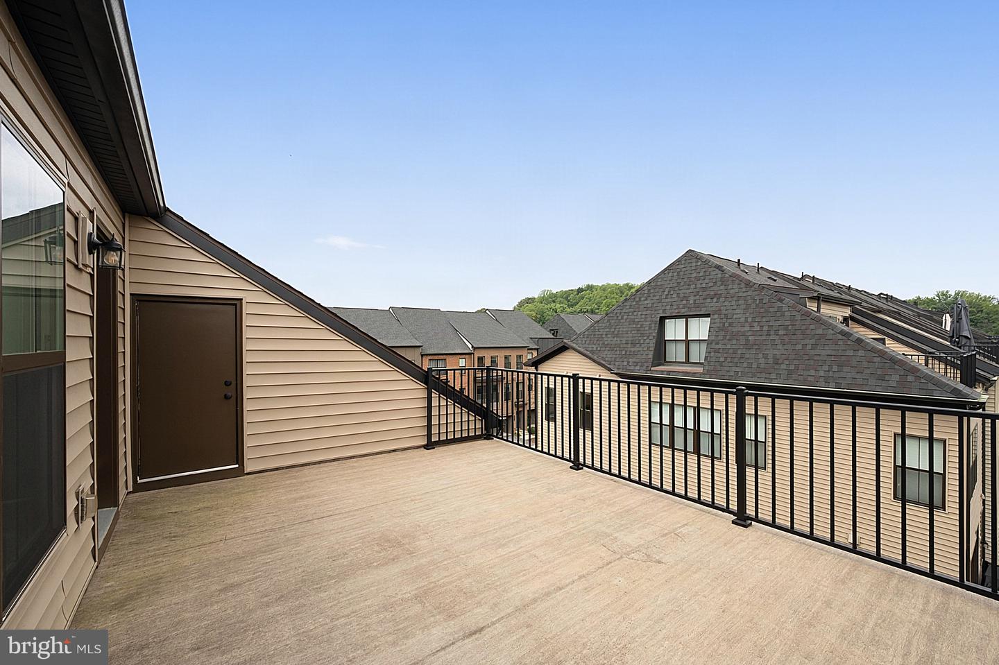 6230 Almerico Pl Property Photo 41
