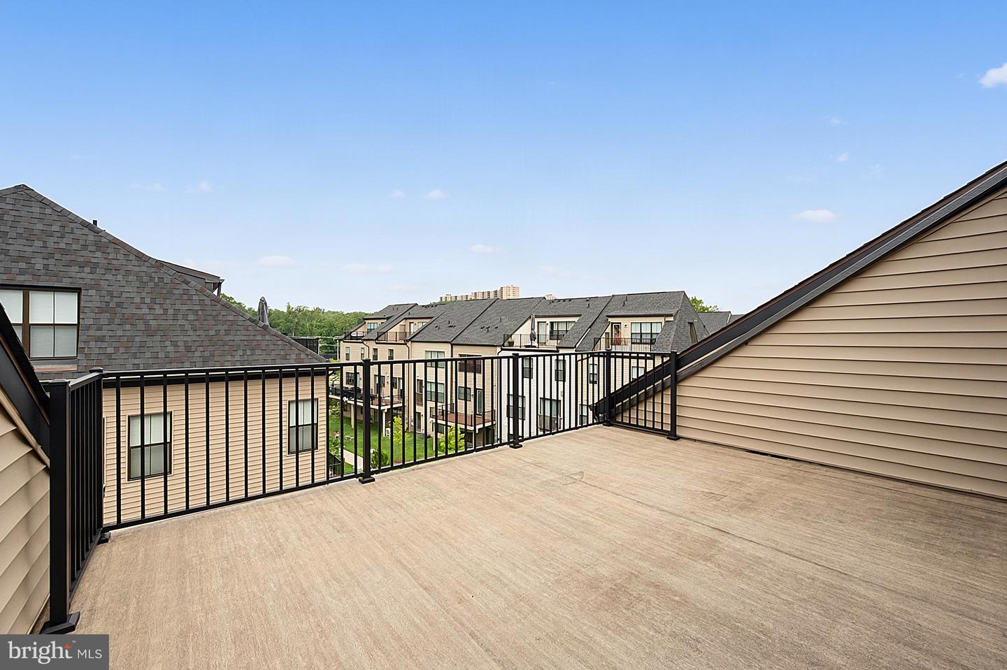 6230 Almerico Pl Property Photo 43