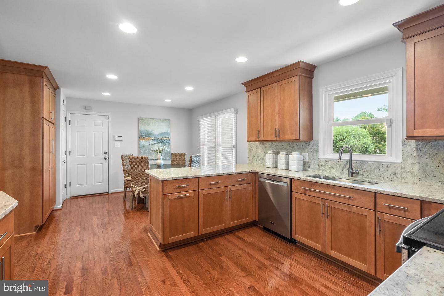 9428 Meadow Shire Ln Property Photo 12