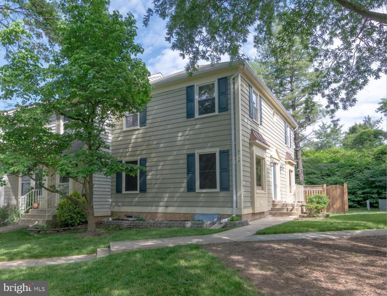 6120 Old Brentford Ct Property Photo 6