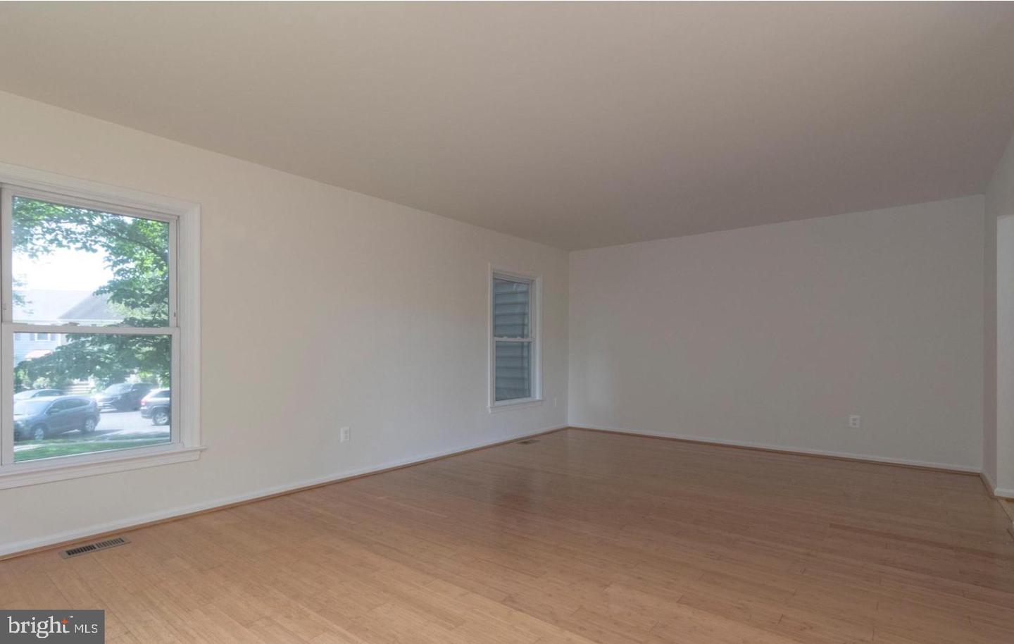 6120 Old Brentford Ct Property Photo 25