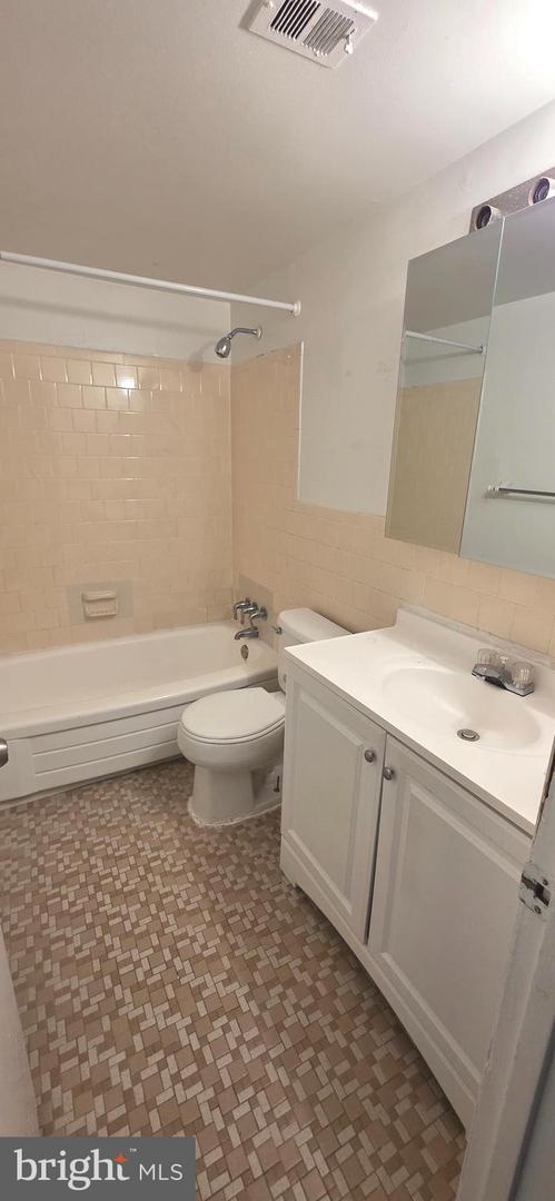 4355 Ivymount Ct #5 Property Photo 8