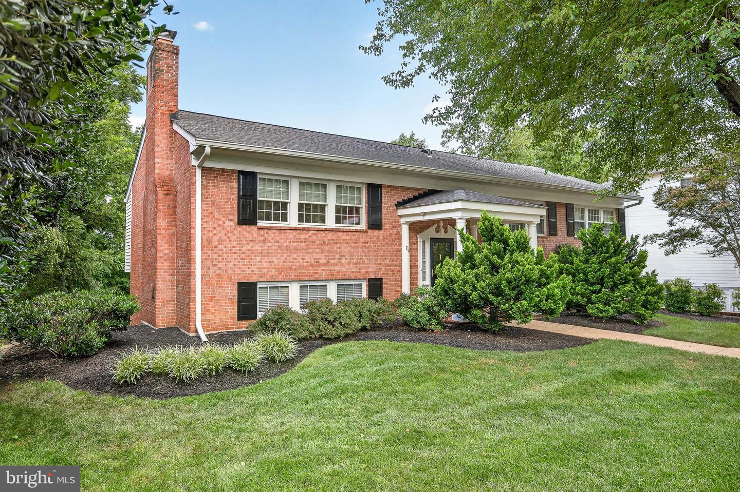 7124 Thrasher Road Property Photo 3