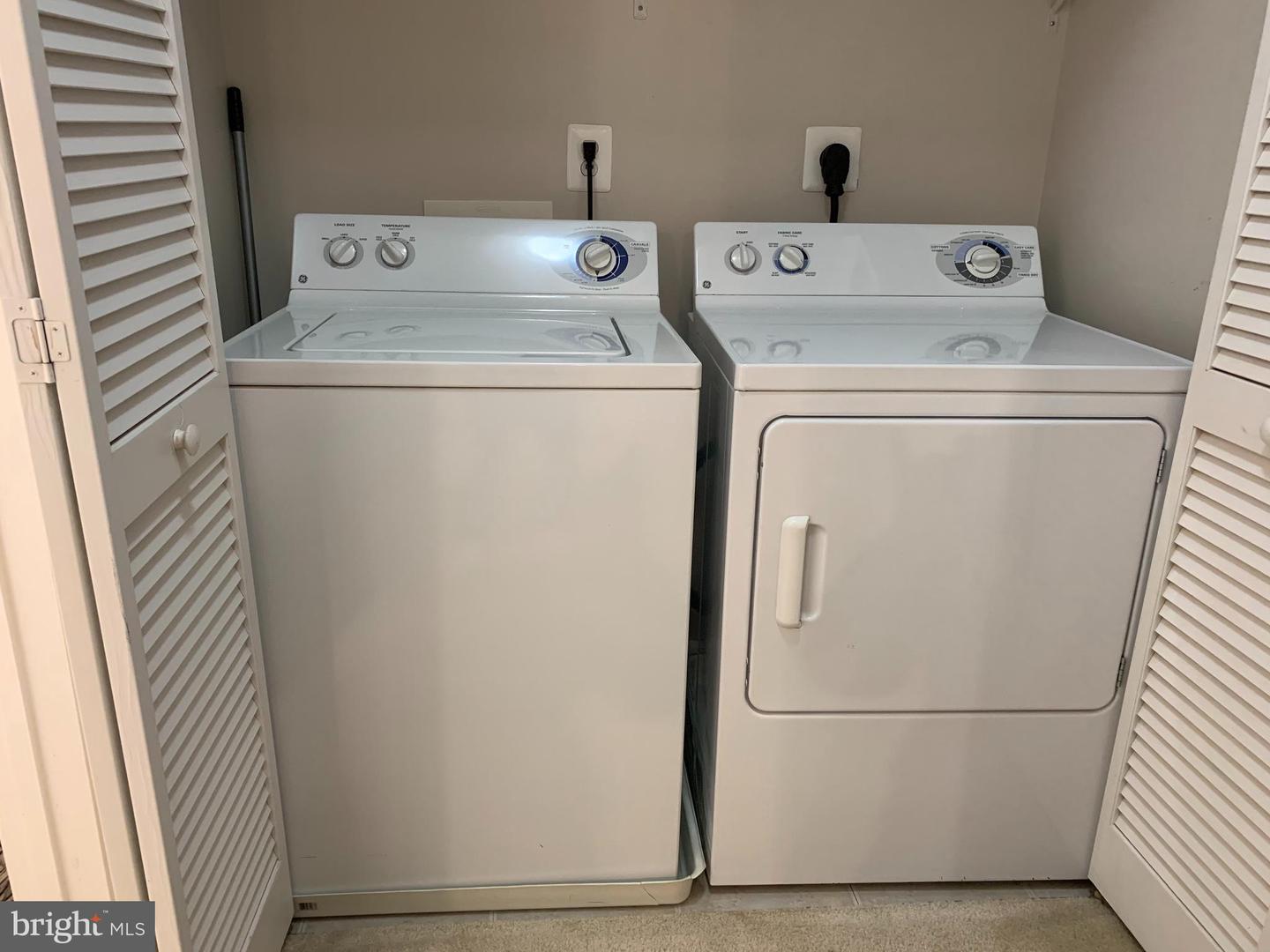 11377 Aristotle Dr #10-304 Property Photo 12
