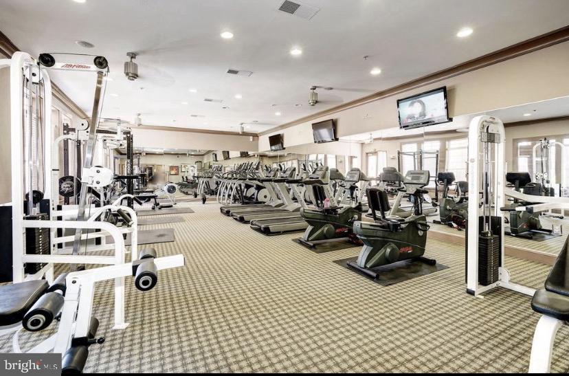 11377 Aristotle Dr #10-304 Property Photo 19