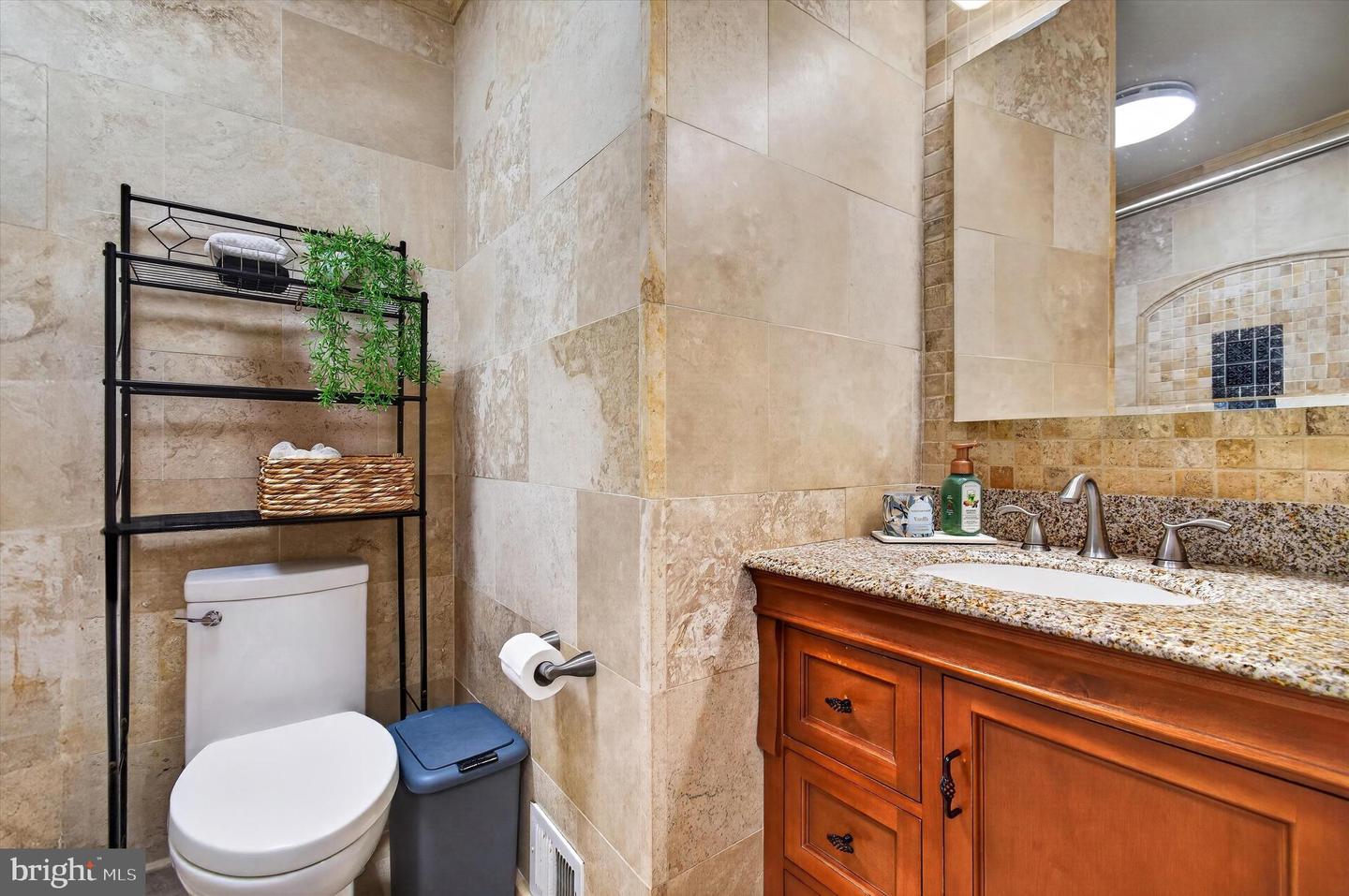 5621 Ravenel Ln Property Photo 11