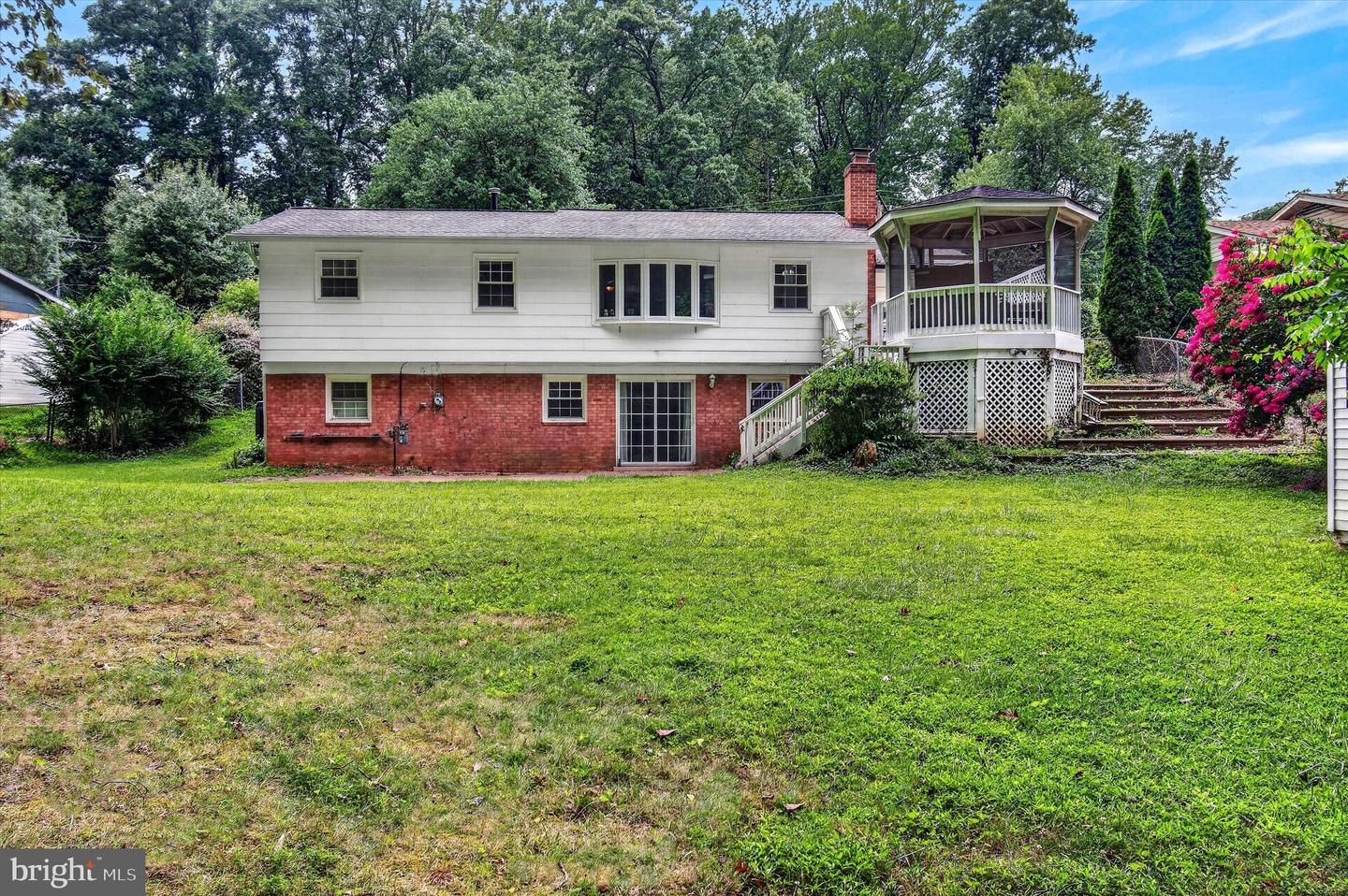 5621 Ravenel Ln Property Photo 33