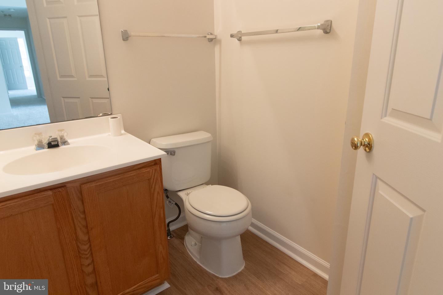7505 Calderon Ct #j Property Photo 13
