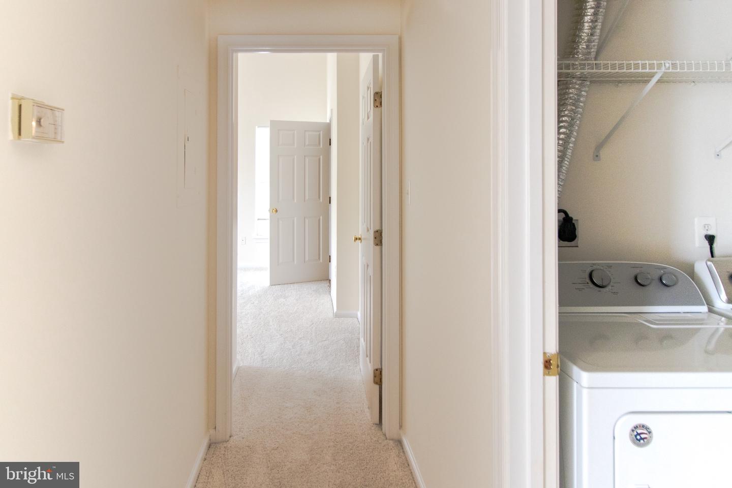 7505 Calderon Ct #j Property Photo 16