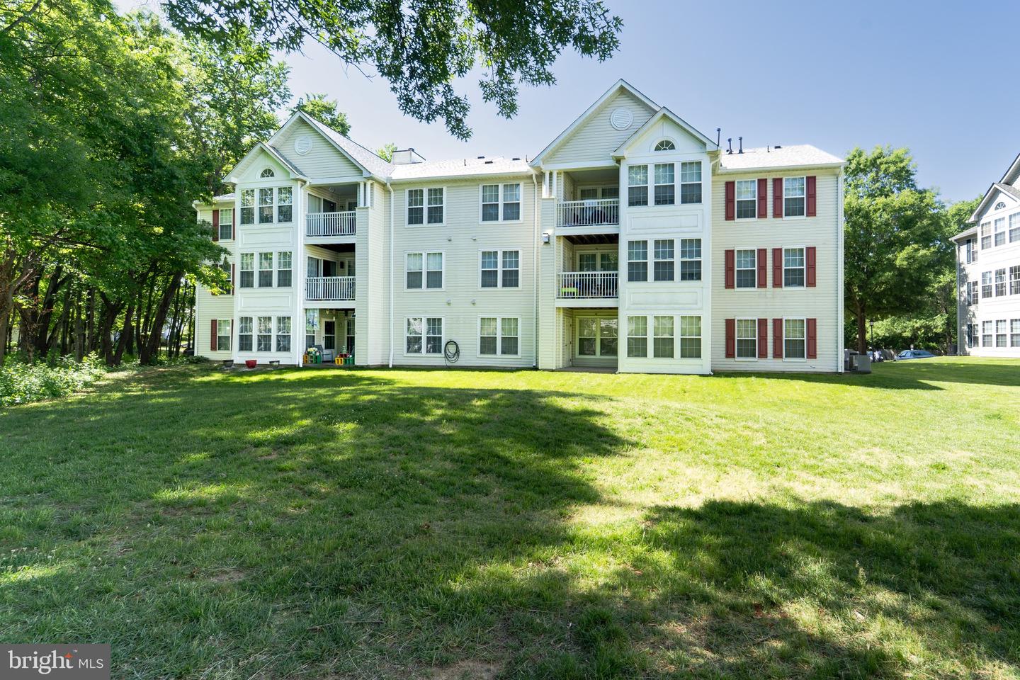 7505 Calderon Ct #j Property Photo 30