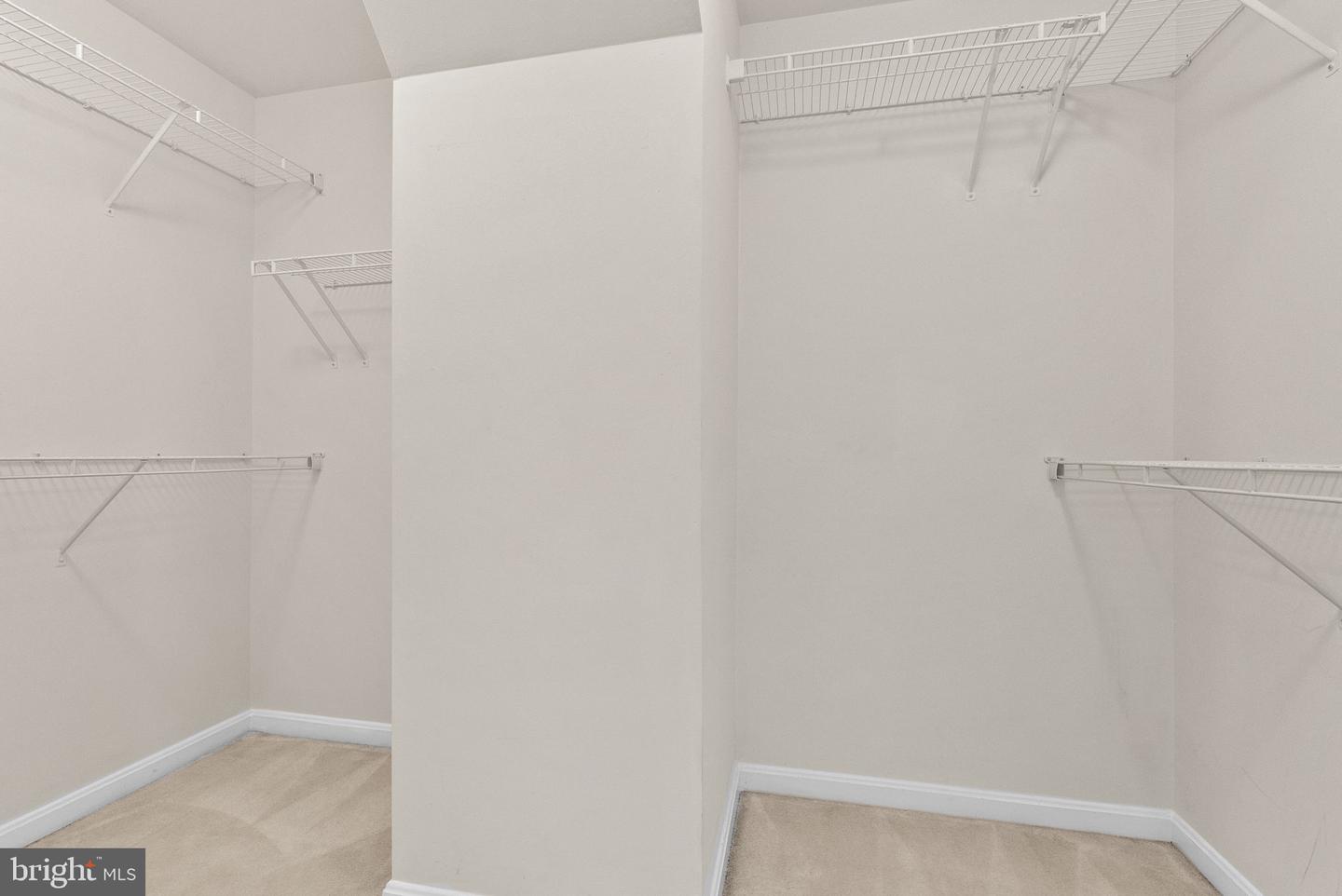 8557 Wyngate Manor Ct Property Photo 8