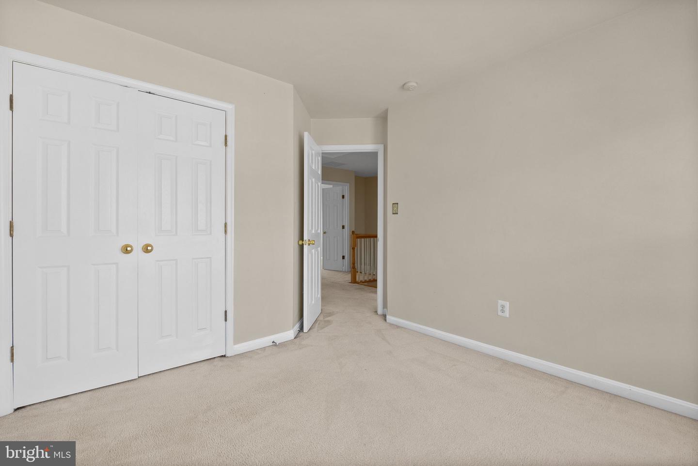 8557 Wyngate Manor Ct Property Photo 10