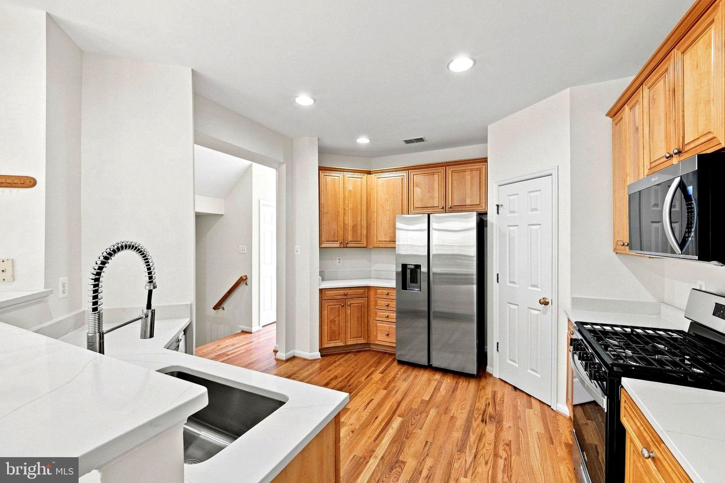 8557 Wyngate Manor Ct Property Photo 10