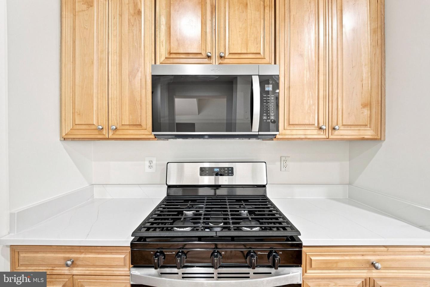 8557 Wyngate Manor Ct Property Photo 12