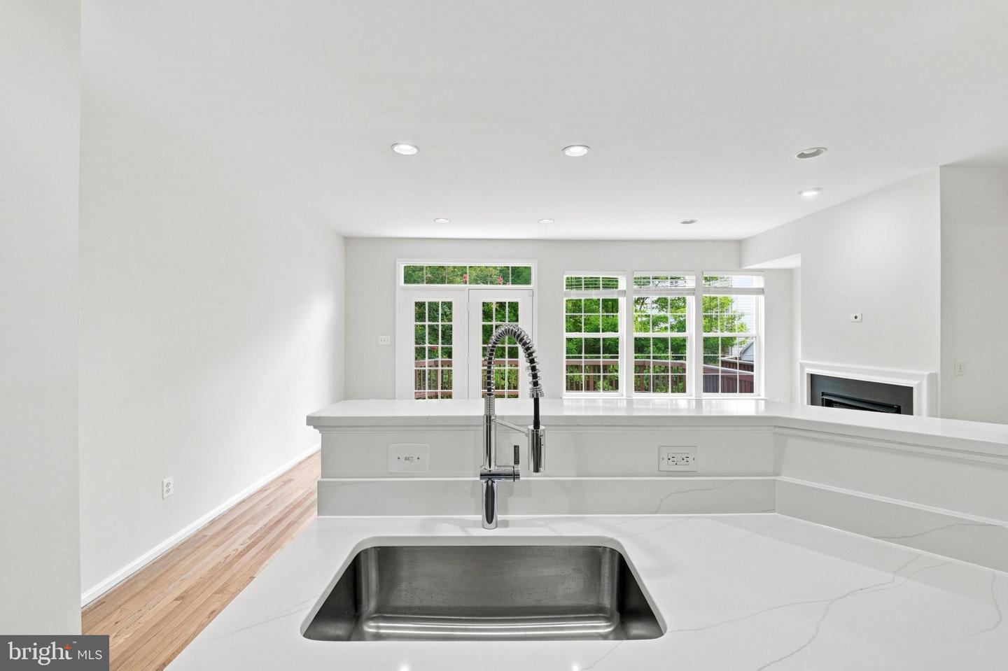 8557 Wyngate Manor Ct Property Photo 13