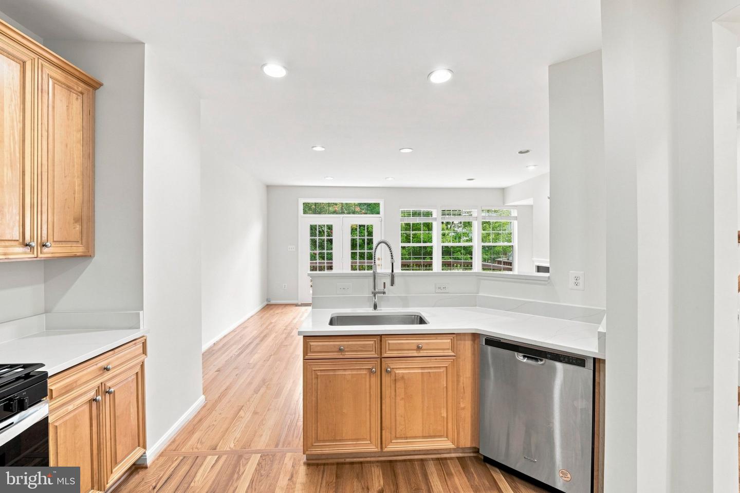 8557 Wyngate Manor Ct Property Photo 14