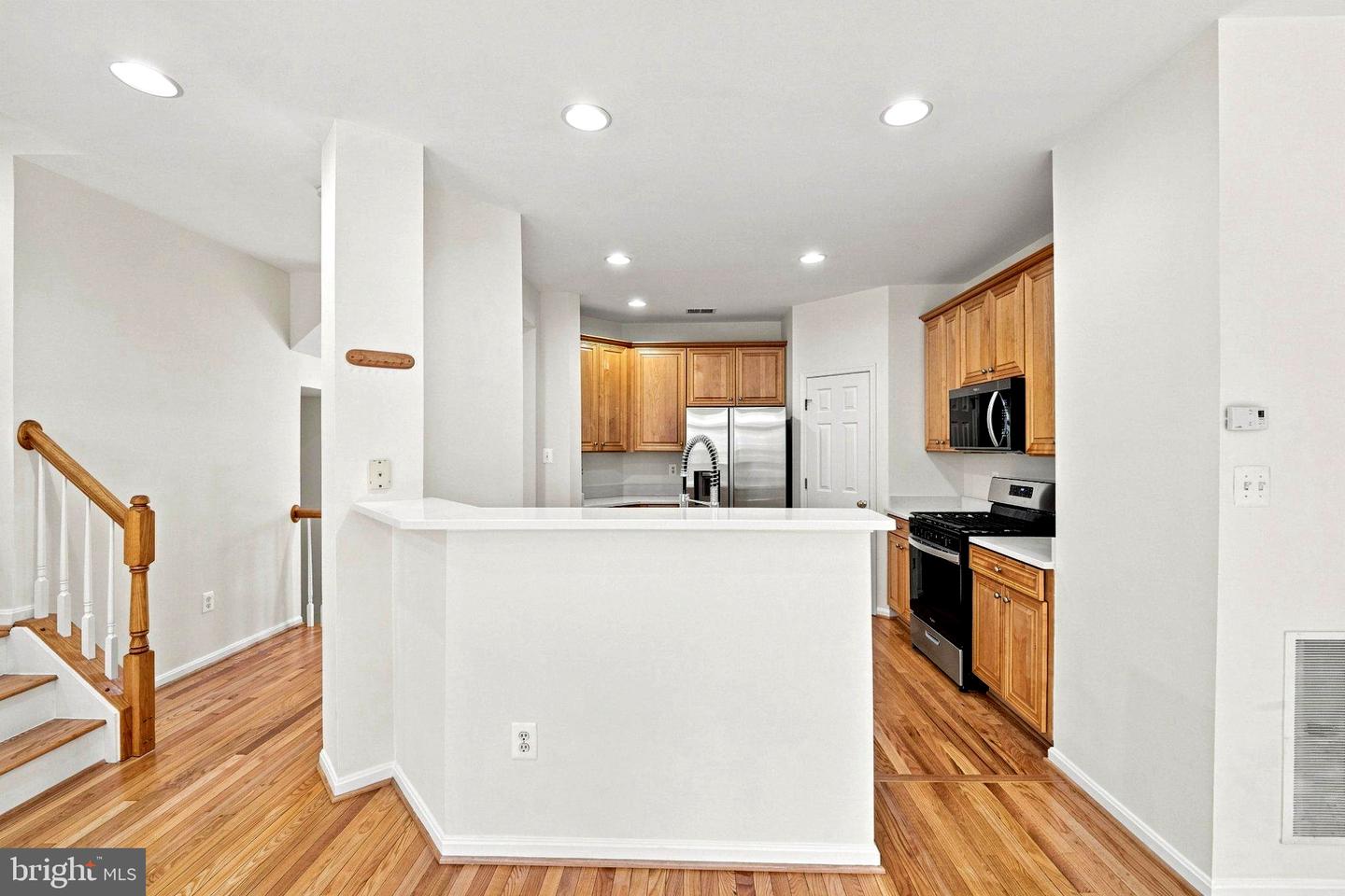 8557 Wyngate Manor Ct Property Photo 16