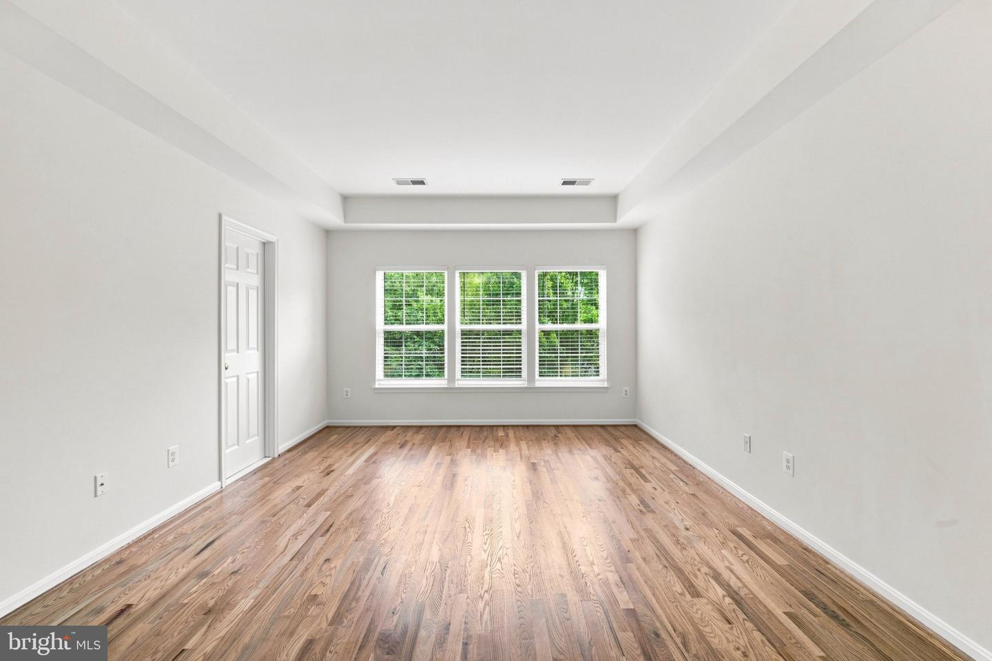 8557 Wyngate Manor Ct Property Photo 31
