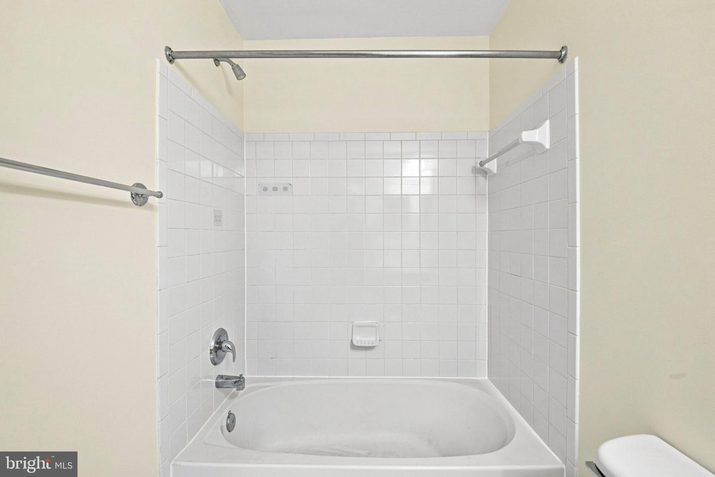 8557 Wyngate Manor Ct Property Photo 33