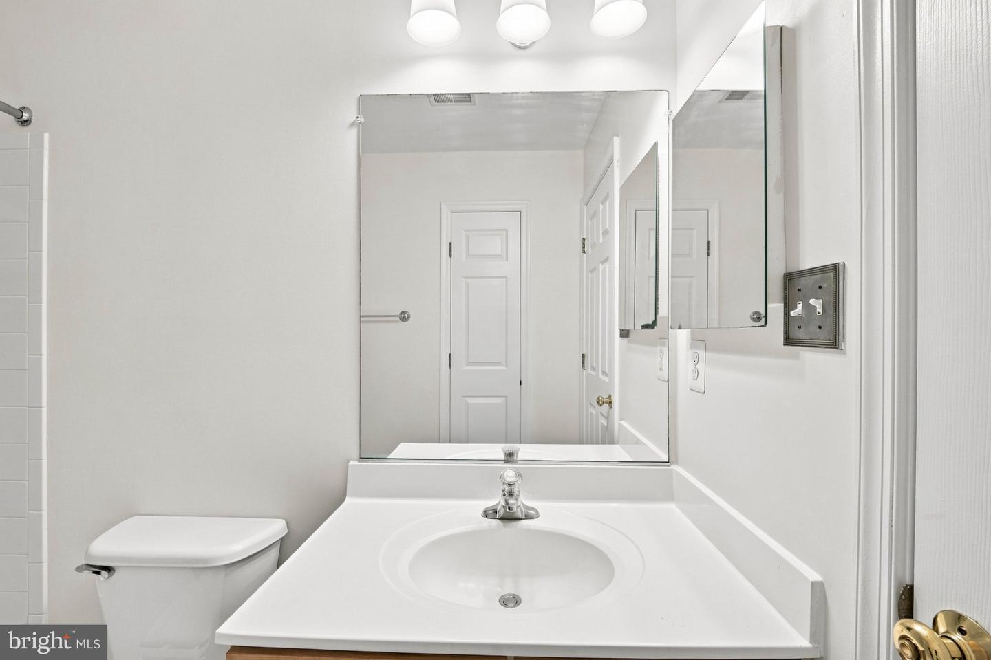 8557 Wyngate Manor Ct Property Photo 34