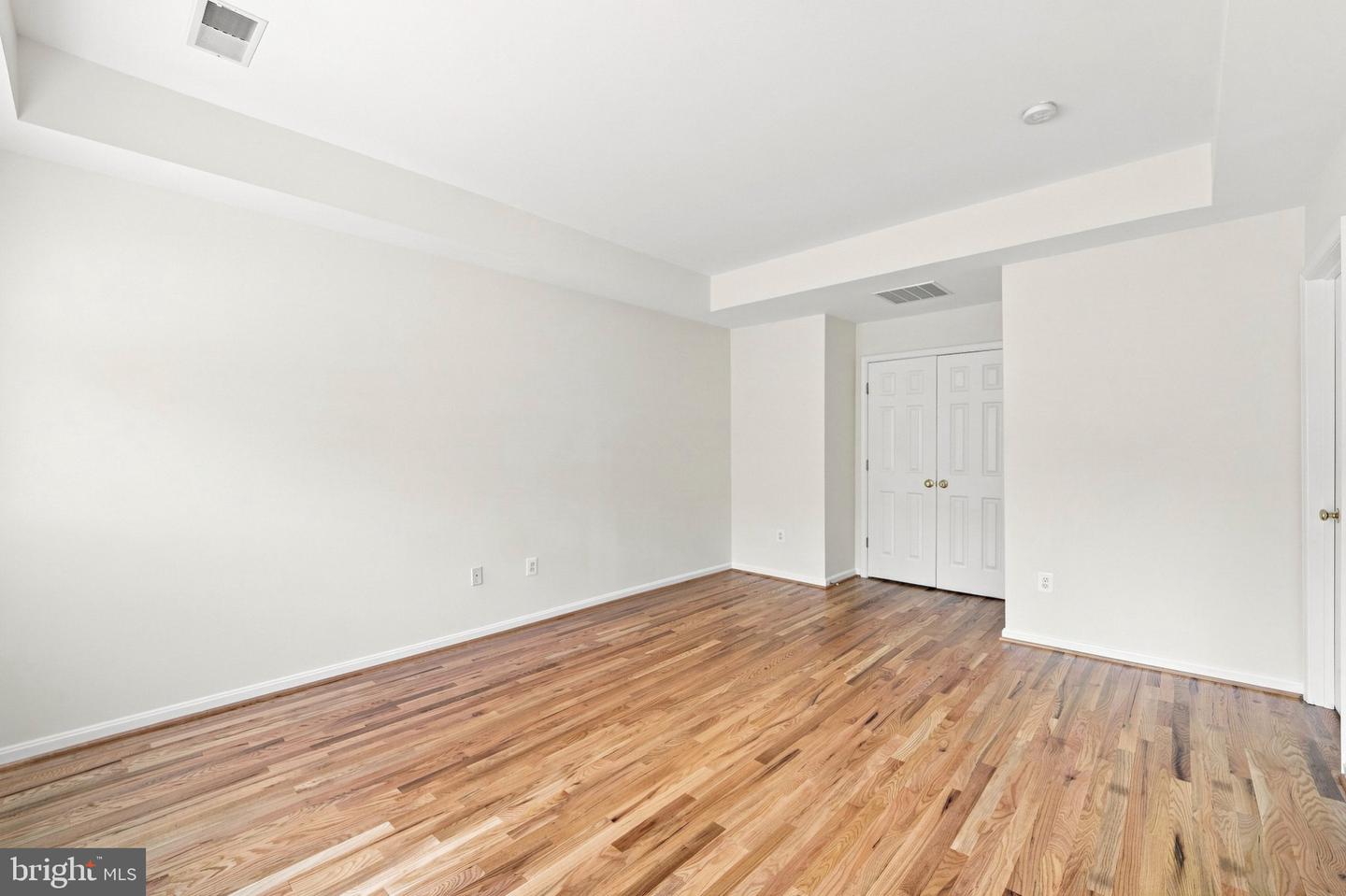 8557 Wyngate Manor Ct Property Photo 38