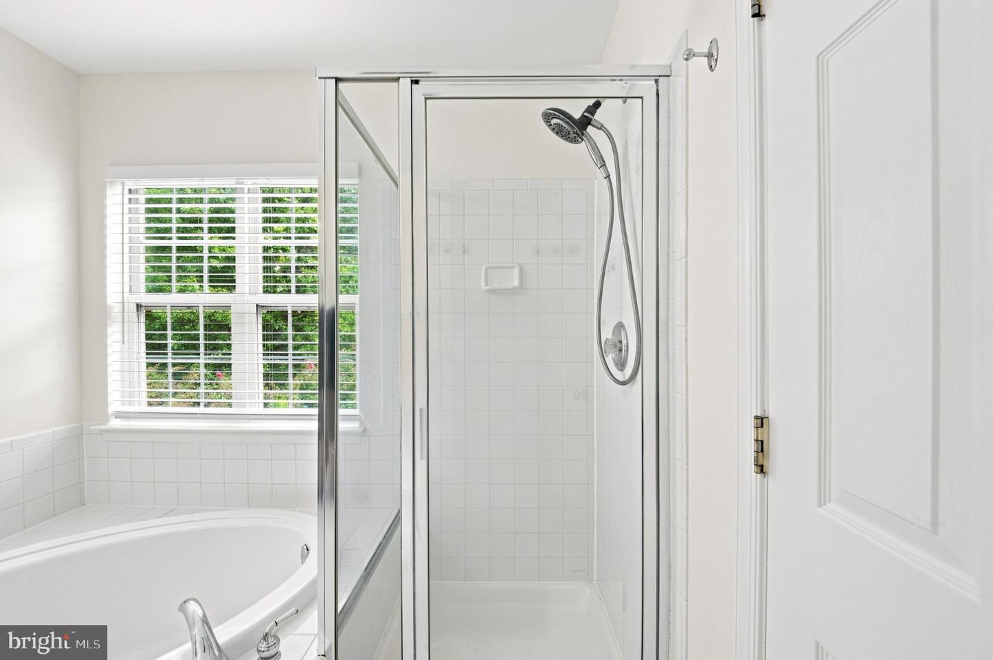 8557 Wyngate Manor Ct Property Photo 42