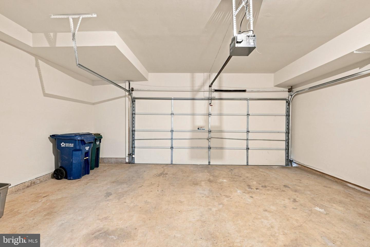 8557 Wyngate Manor Ct Property Photo 50