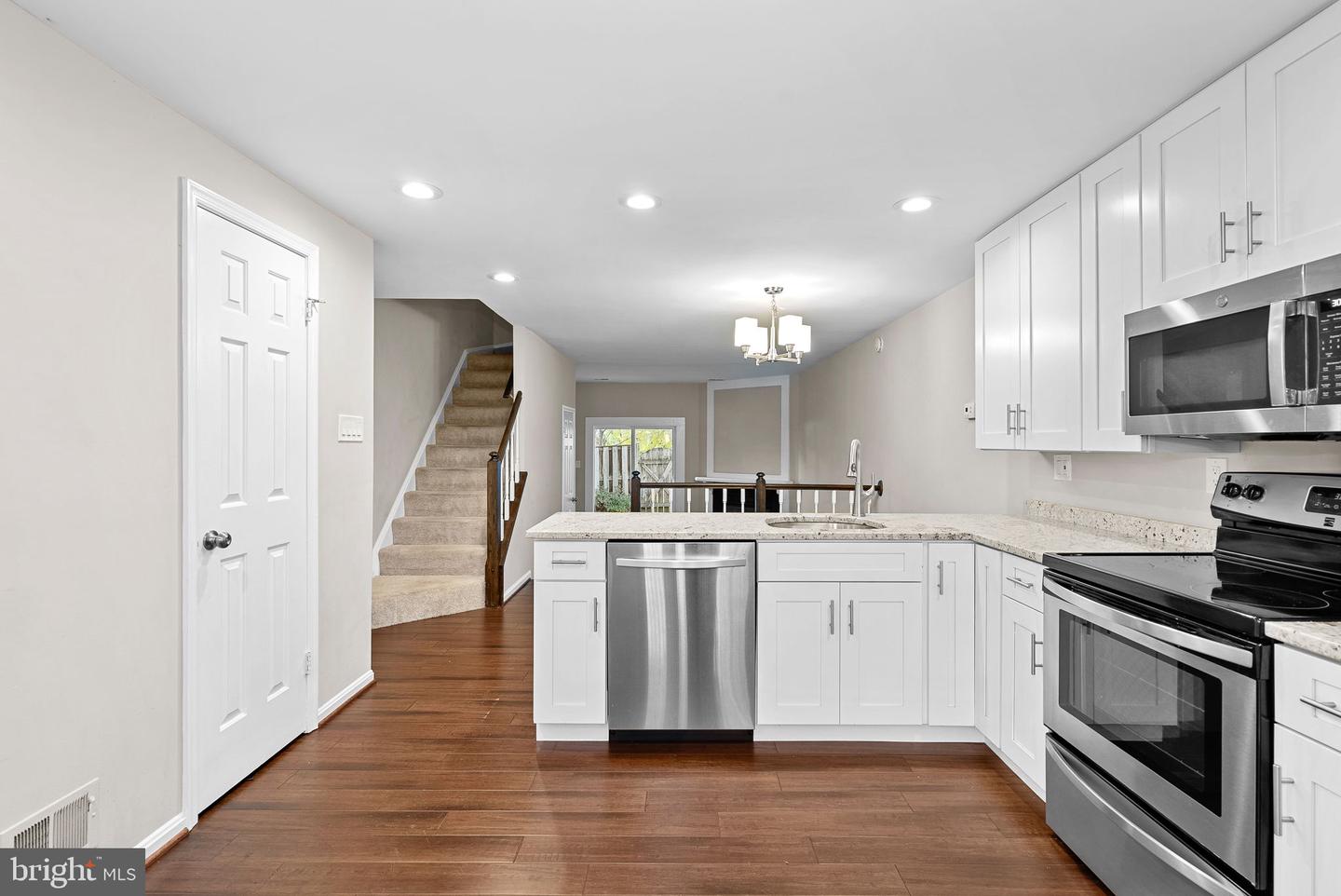 2110 Whisperwood Glen Ln Property Photo 4