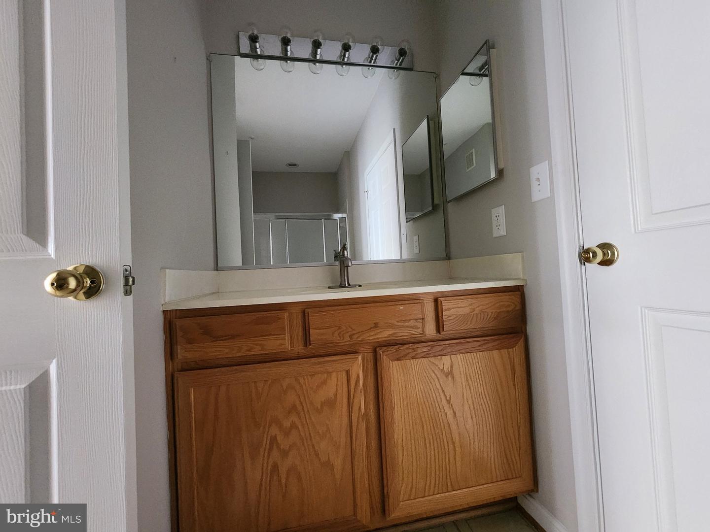 4137 Fountainside Ln #103 Property Photo 14