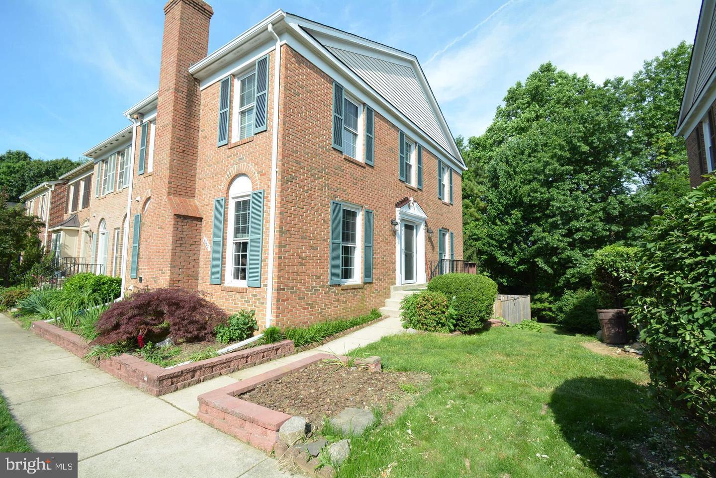 6153 SUMMER PARK LN Property Photo 1