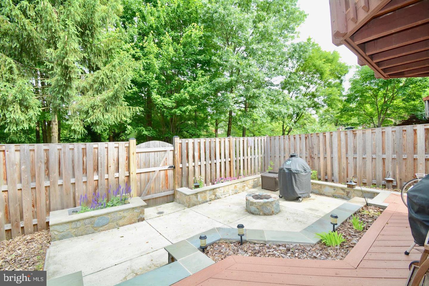 6153 Summer Park Ln Property Photo 38