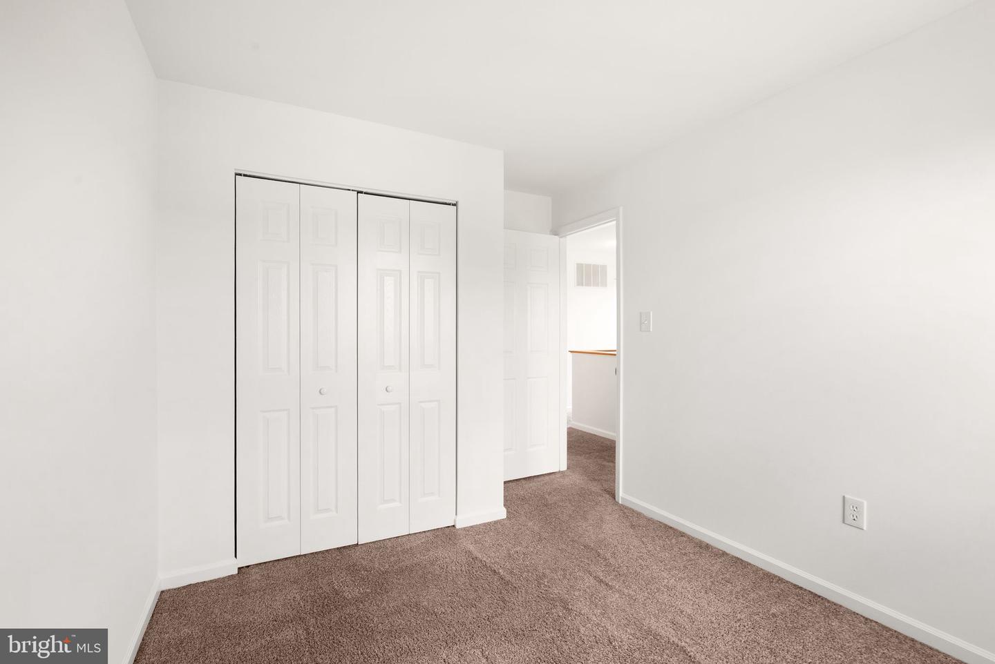 7369 Rhondda Dr Property Photo 26