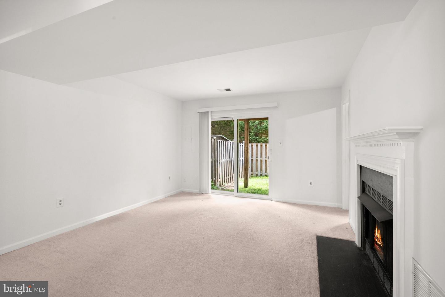 7369 Rhondda Dr Property Photo 32