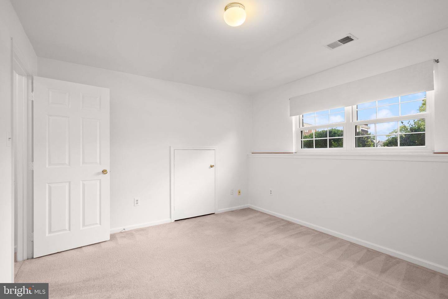 7369 Rhondda Dr Property Photo 35