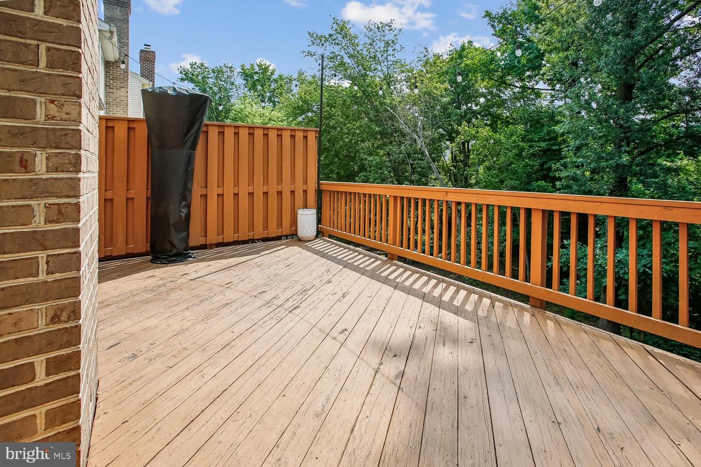 5944 Norham Dr Property Photo 11