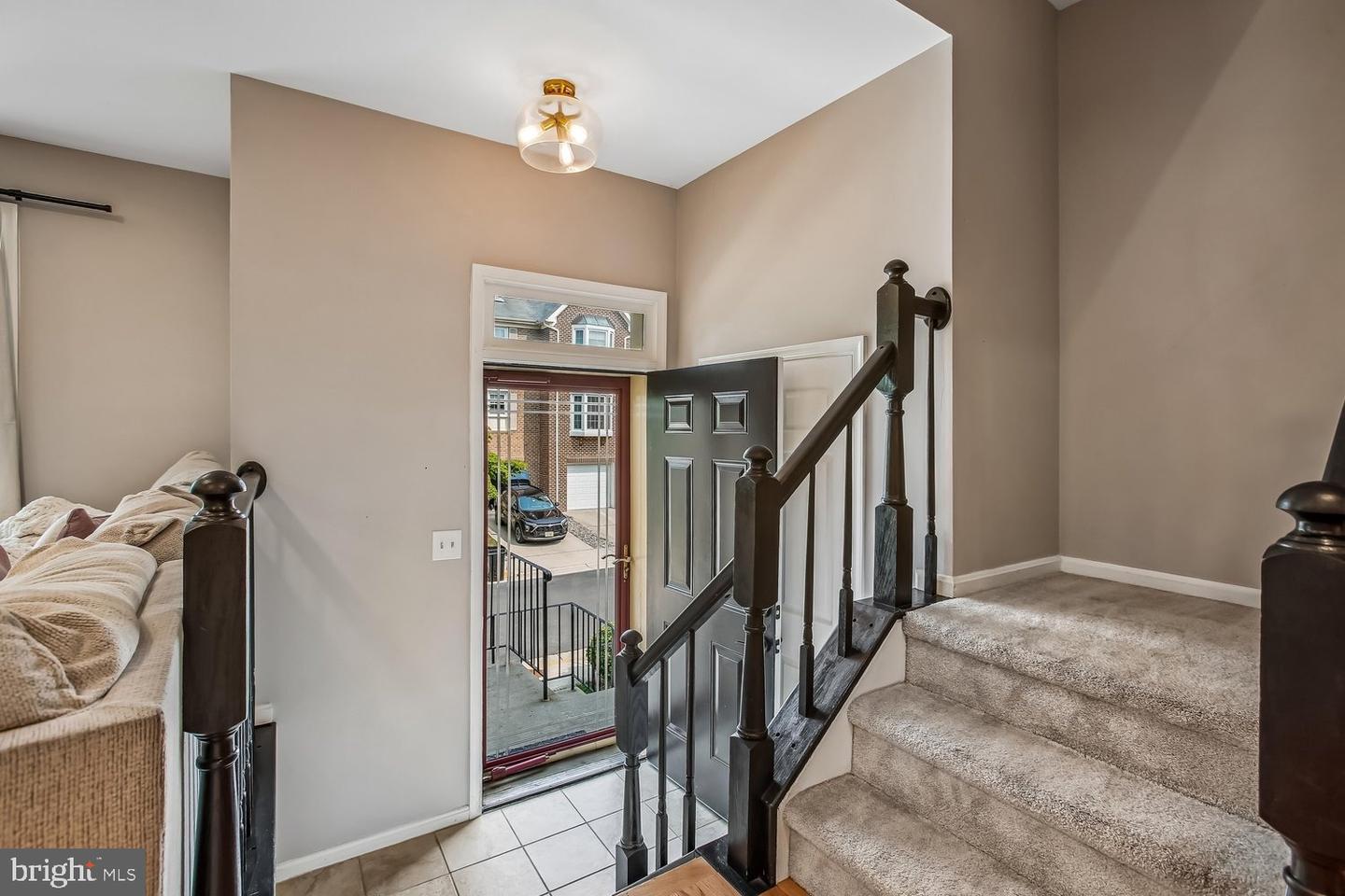 5944 Norham Dr Property Photo 14