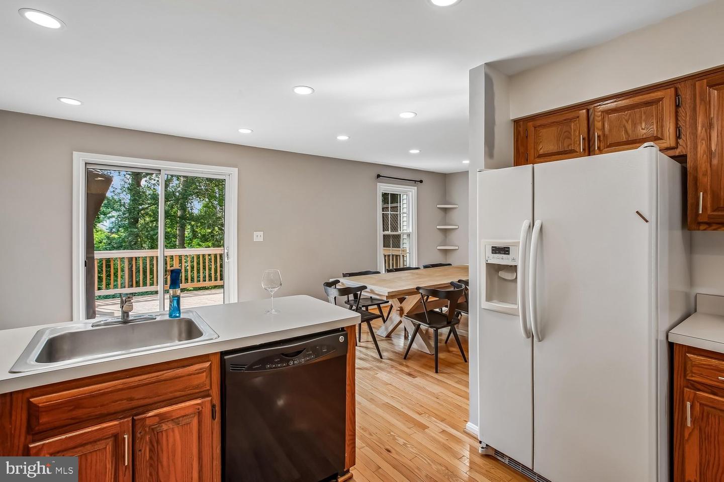 5944 Norham Dr Property Photo 17