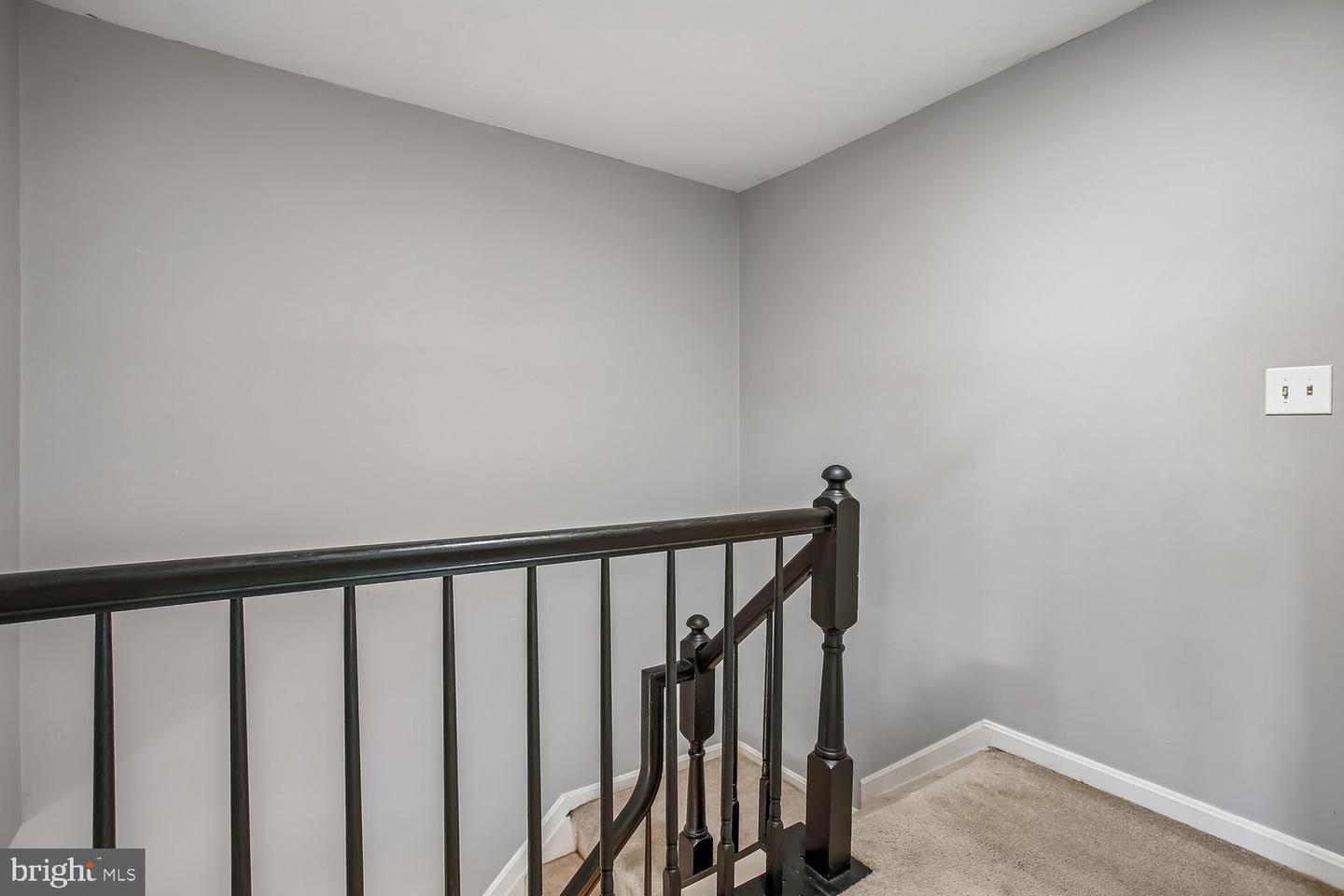 5944 Norham Dr Property Photo 27