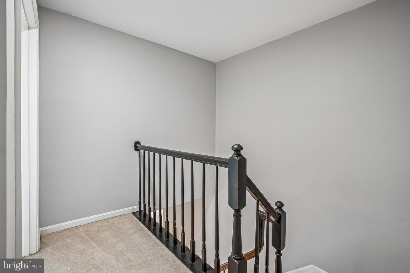 5944 Norham Dr Property Photo 28