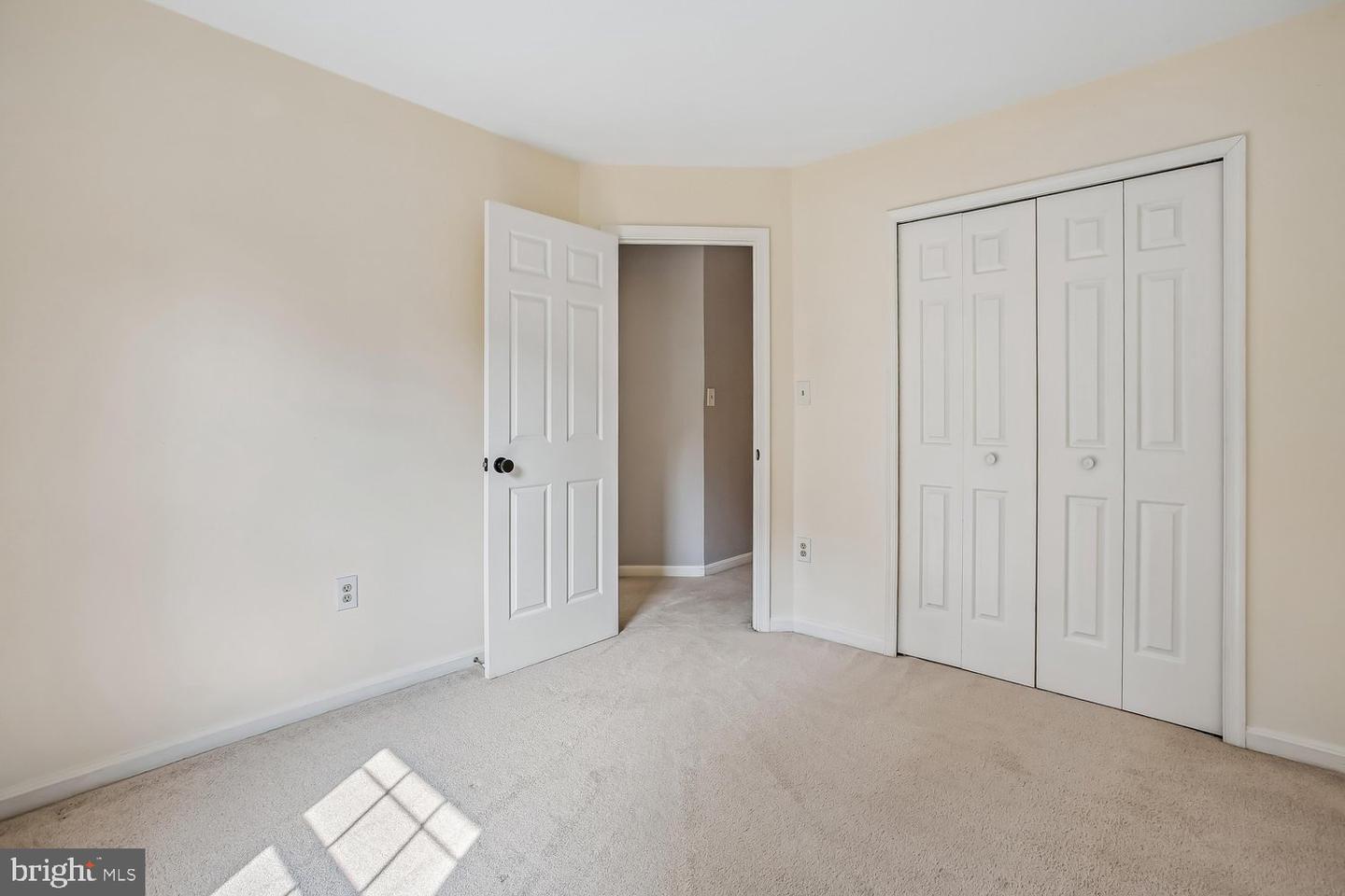 5944 Norham Dr Property Photo 40