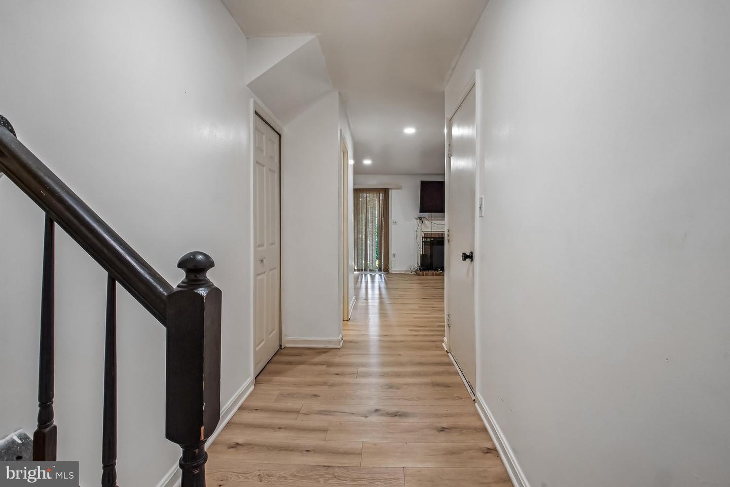 5944 Norham Dr Property Photo 45