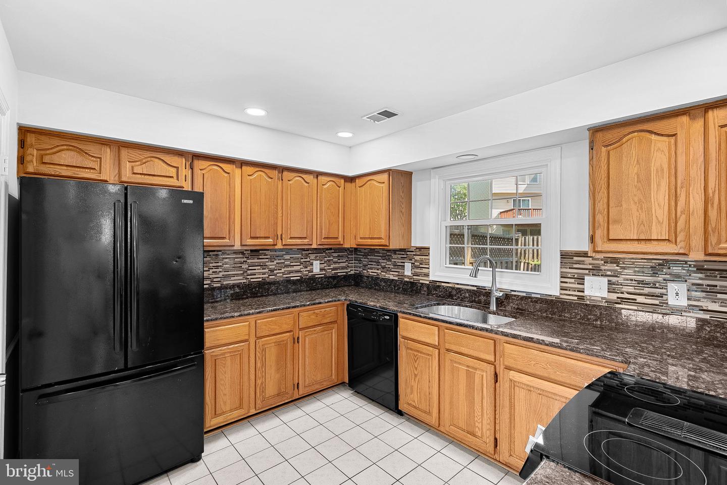 6537 Palisades Dr Property Photo 22