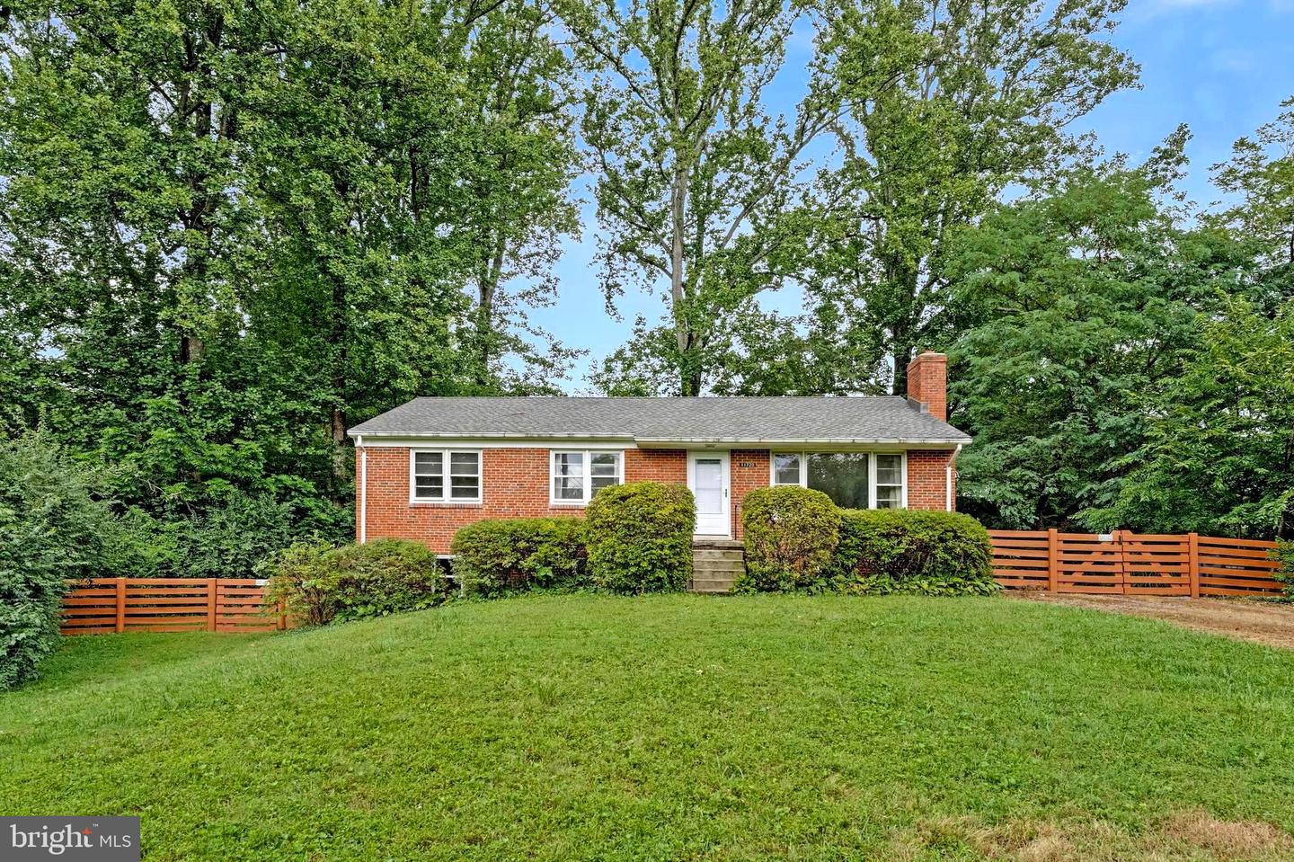 11720 Briggs Ct Property Photo 2