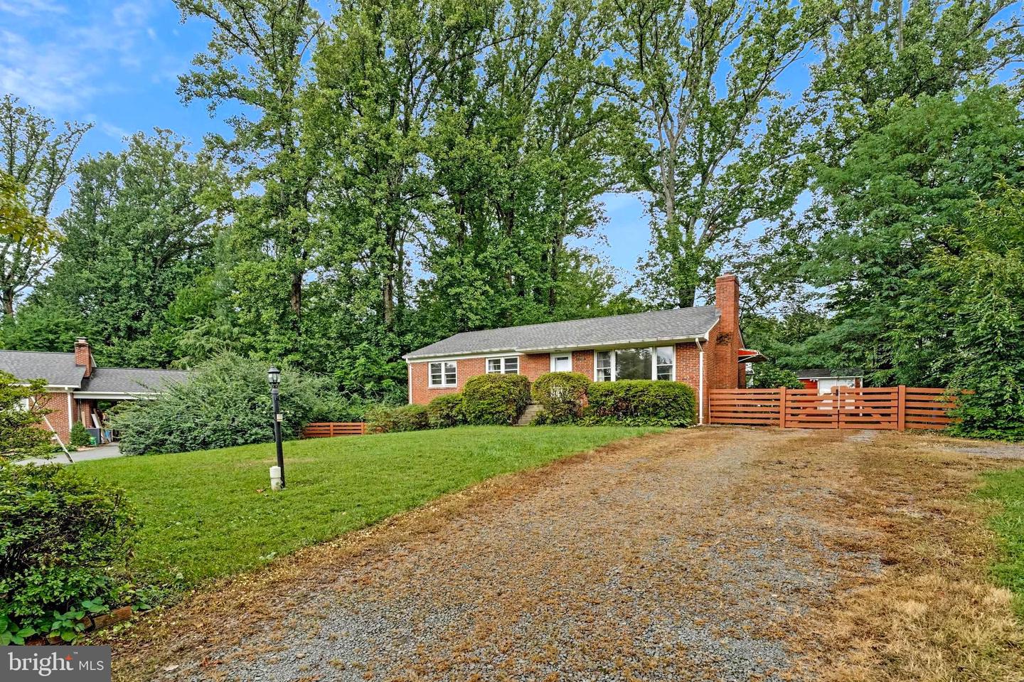 11720 Briggs Ct Property Photo 5