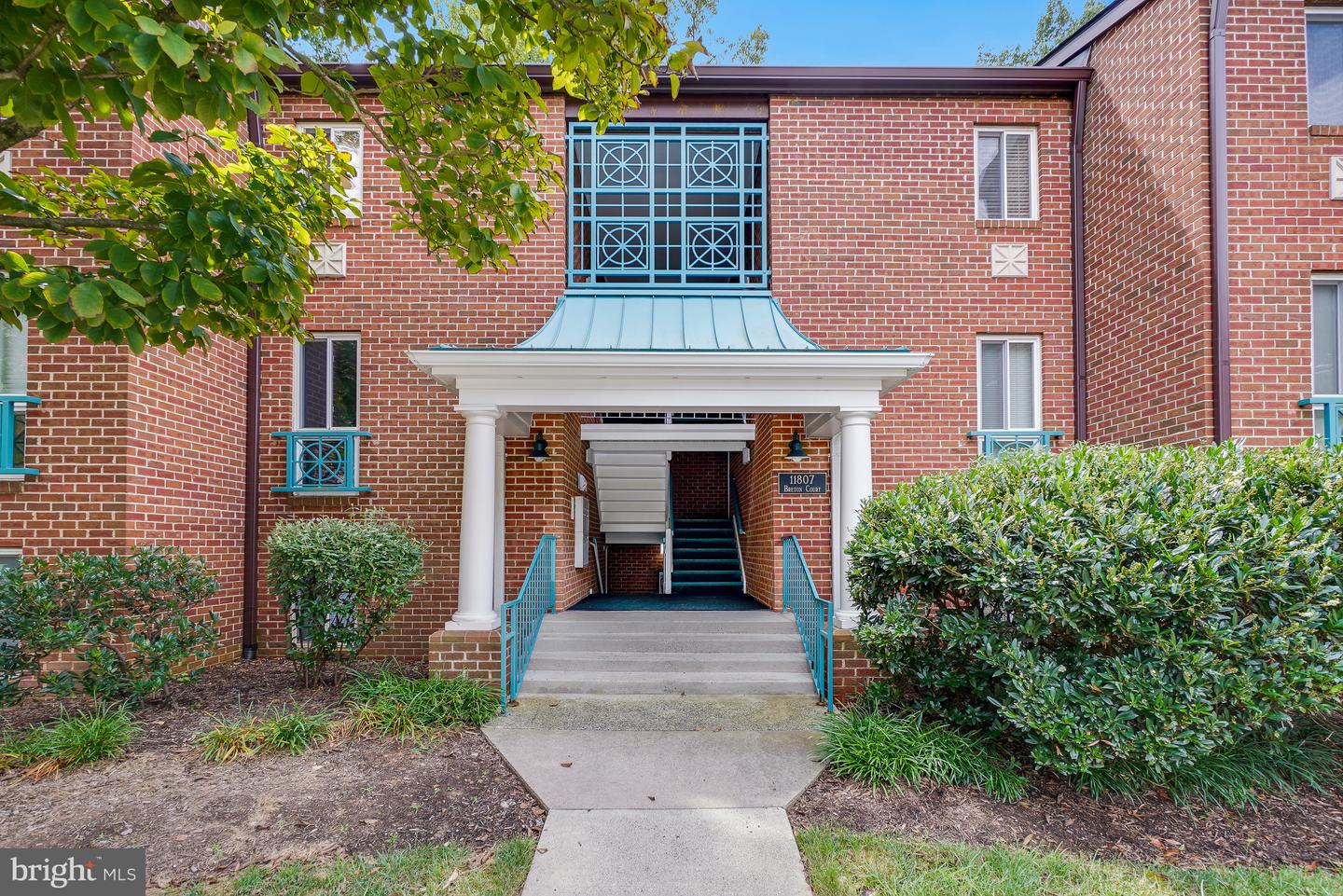 11807 Breton Ct #22d Property Photo 1